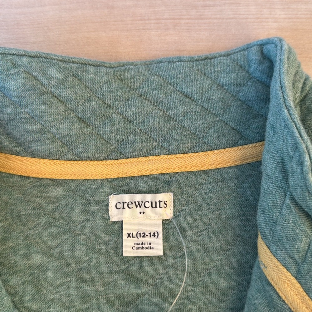 Green v neck sweater for kids - Picture 6 of 8